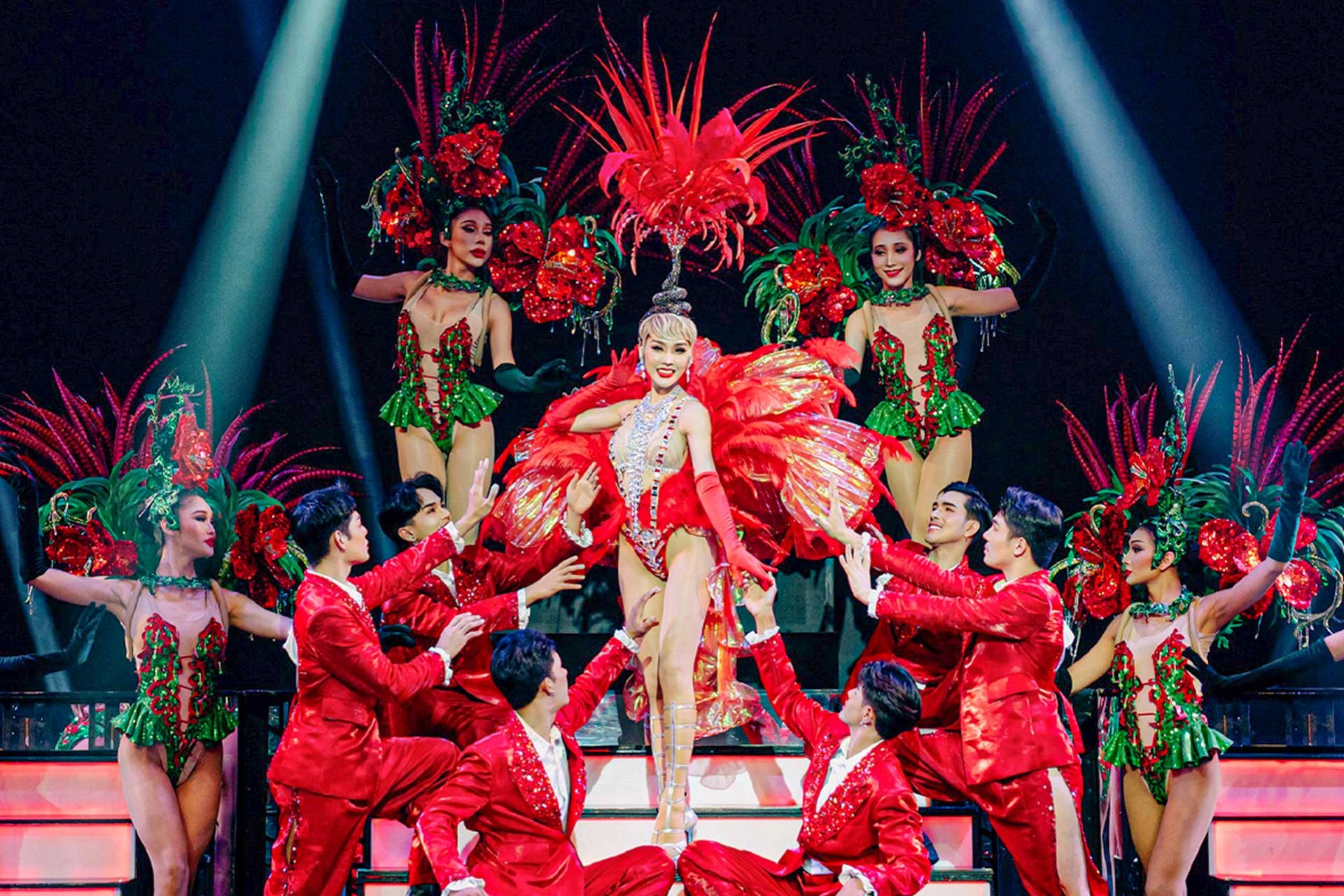 IKON x Simon Cabaret: A World-Class Entertainment Experience!